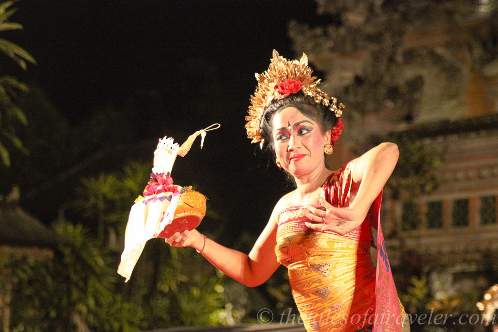 Kecak dance at Pura Taman Saraswati Temple