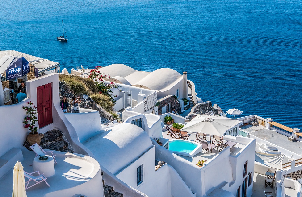 Best AirBnBs in Santorini with Private Pool